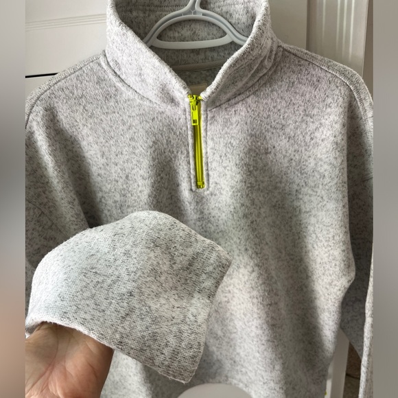 Thread & Supply Quarter-Zip ๐๐ค - Picture 10 of 11